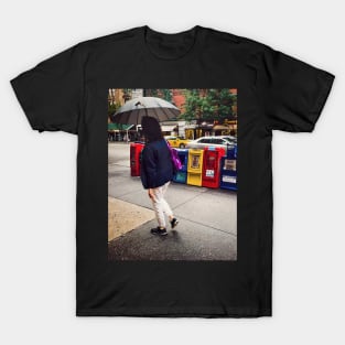 Rainy Day Woman Street Upper West Side Manhattan NYC T-Shirt